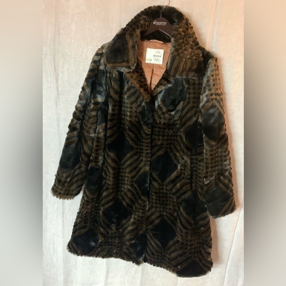 seen worn kept x anthro • geometric faux fur coat uk 16/us 12 - Picture 5 of 9